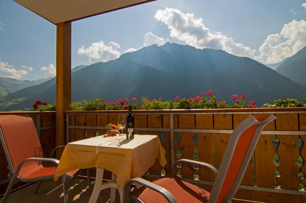 Gasthaus Jaufenblick San Martino di Castrozza Buitenkant foto