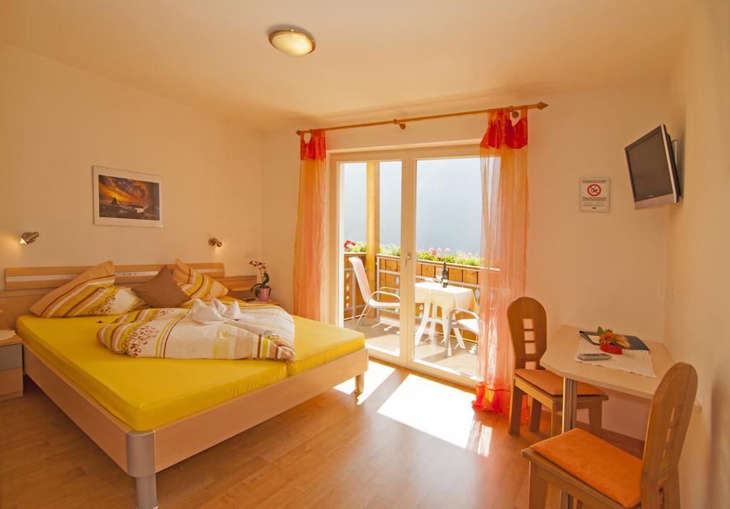 Gasthaus Jaufenblick San Martino di Castrozza Buitenkant foto